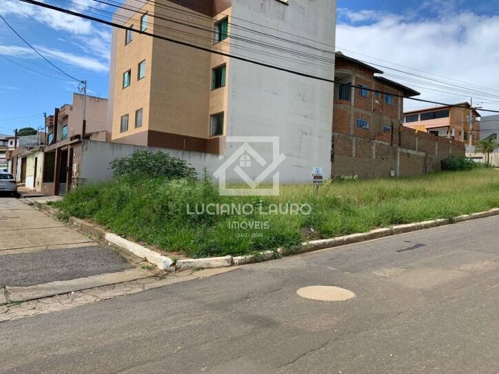 Terreno à venda, 180m² - Foto 1